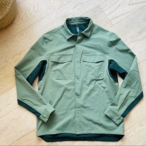 NWT Lululemon Double Pocket Long Sleeve Overshirt Button Down Two Tone